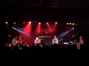 Незаустављиво:  Naked, 1. део 