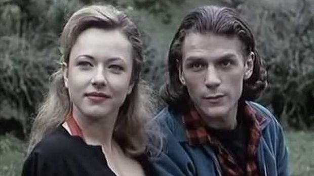 Лајање на звезде