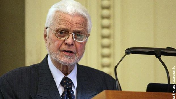 Песничка митологија Љубомира Симовића 