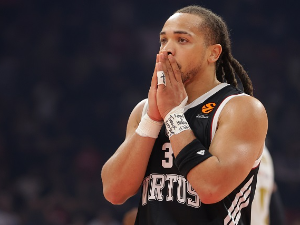 Карсен Едвардс повредио скочни зглоб на мечу против Олимпијакоса