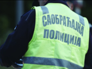 Искључен из саобраћаја -  возач под дејством психоактивних супстанци требало да вози децу