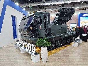 Дронови, ракете, модуларни оклопњаци - шест најинтересантнијих система наоружања представљених у Каиру