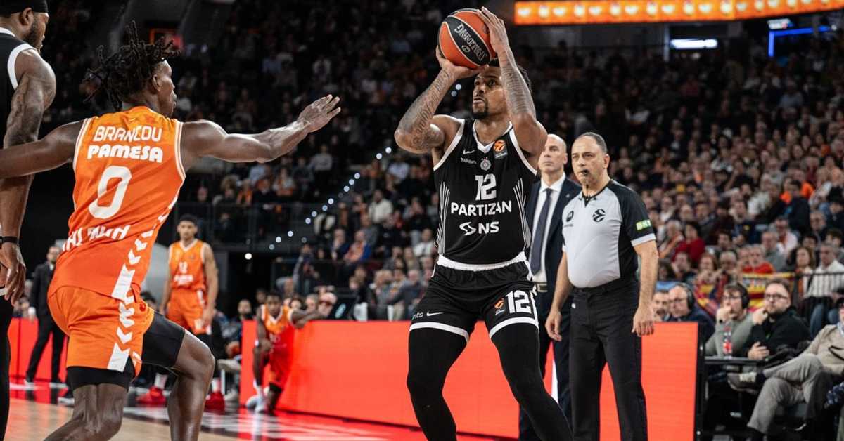 Валенсија се извукла против Партизана - три лоша минута коштала црно-беле победе