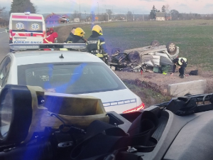 Аутомобил слетео с пута код Крагујевца, једна особа погинула