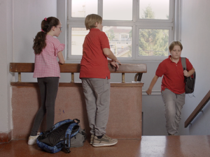 Мина прелази нивое