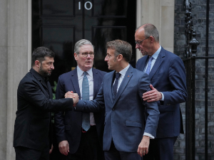 Зеленски о састанку с европском тројком у Лондону; Кремљ: Још нисмо обавештени о преговорима САД и Украјине