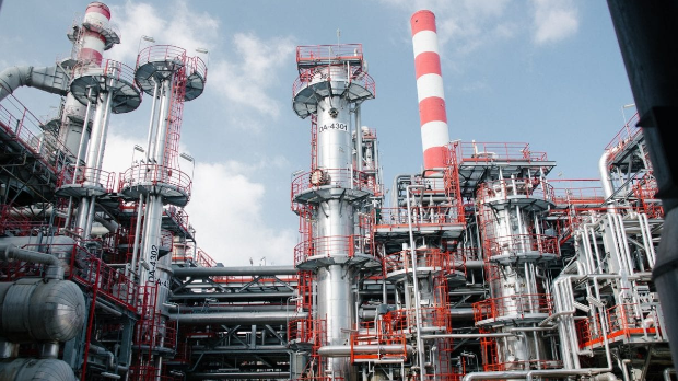 Трећи месец санкција НИС-у – Вучић: Разрађујемо више сценарија; Ђедовић Хандановић: Ситуација све сложенија