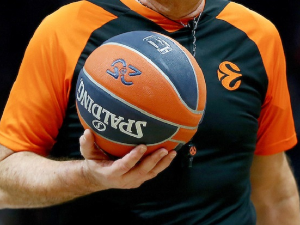 Евролига казнила Партизан због понашања навијача