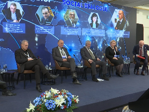 Где је социјални дијалог у Србији после четврт века - потребни нови прописи о раду, али и штрајку