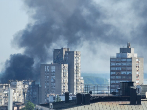 Гори напуштени вагон у близини Панчевачког моста у Београду