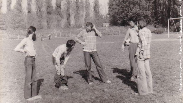  Трибина младих – 50 година касније Смена српских либерала и смена концептуалиста, 9-10