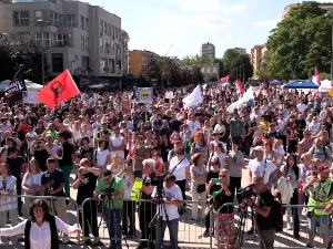 Студентски и грађански протест у Шапцу – дочек маратонаца и бициклиста на градском тргу