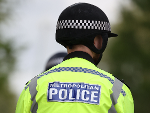 Британска антитерористичка полиција истражује паљевину у Лондону