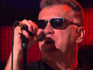 Звучни зид – Партибрејкерс