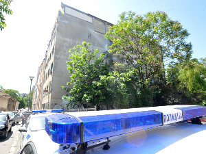 Четворо ухапшених због сумње да су гађали просторије СНС у Новом Саду