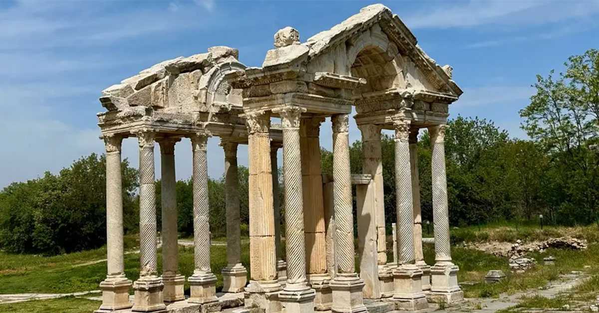 У сенци Афродите: Путовање кроз камени сан древне Афродизије 