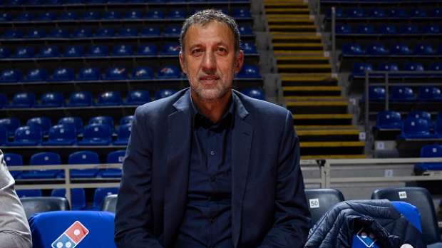 Медији: Дивац оперисан након саобраћајне незгоде у Црној Гори (STARSPORT / Srdjan Stevanovic/) Медији: Дивац оперисан након саобраћајне незгоде у Црној Гори