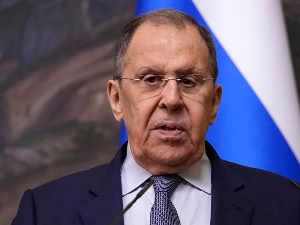 Лавров: Надамо се мирном решењу протеста у Србији у складу са уставом и законом