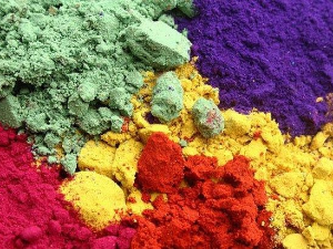 Од пигмента до концепта:	Које је боје боја?