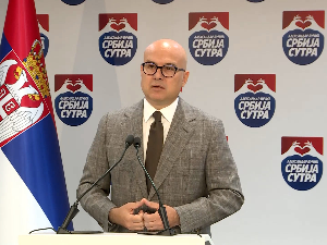 Вучевић: Трговци, немојте да дерете кожу с леђа грађанима – држава мора ту да се умеша