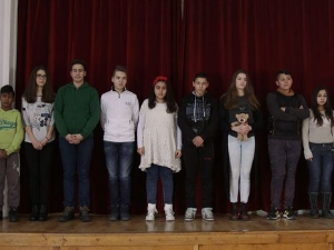 Ружне речи:	Расизам