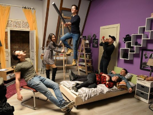 Анин свет:	Опасне везе