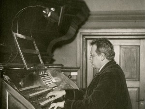 Макс Регер