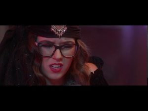 Анин свет:	Данас нам је дуван дан