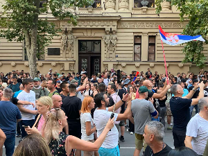 Инцидент на протесту у Ваљеву, скупови у више градова