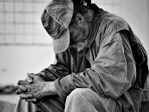 1001 Траг – Поцепан капут