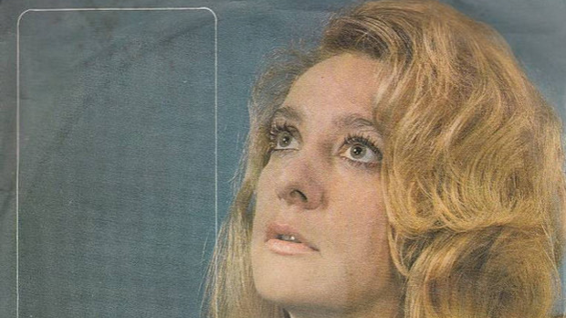 Лола Новаковић, Славко Перовић, Булдожер, AC/DC, Ramones, Боб Дилан...