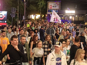 Протести у Сремској Митровици и Нишу