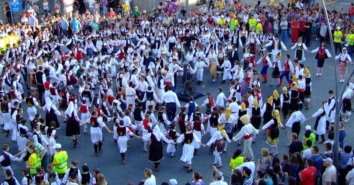 Културна баштина Србије: Коло Културна баштина Србије: Коло