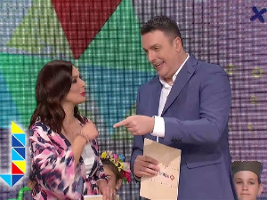 Шареница: Свак се пење према доле