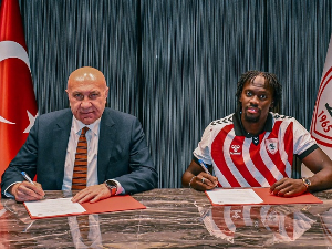 Шериф Ендиаје званично у Самсунспору (@Samsunspor) Шериф Ендиаје званично у Самсунспору
