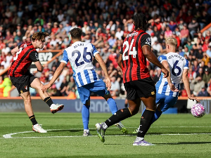 Милосављевић дебитовао за Борнмут у победи над Брајтоном (@afcbournemouth) Милосављевић дебитовао за Борнмут у победи над Брајтоном