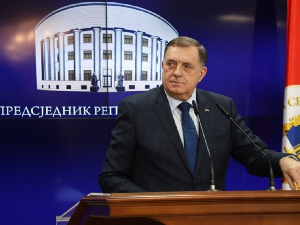 Оскрнављено православно гробље у Зеници; Додик и Линта осудили рушење 60 крстова