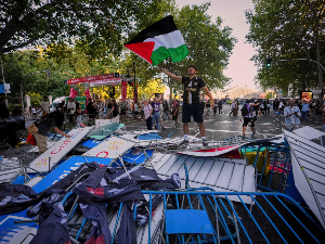 Прерани крај бициклистичке трке у Шпанији због пропалестинских протеста, Санчез подржао демонстранте