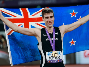 Хемиш Кер шампион у скоку увис на Светском првенству у Токију Хемиш Кер шампион у скоку увис на Светском првенству у Токију