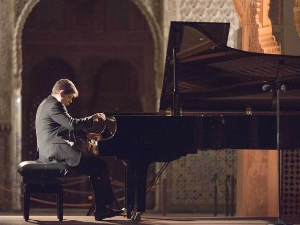 Нова дискографија – Албум пијанисте Хавијера Перијанеса