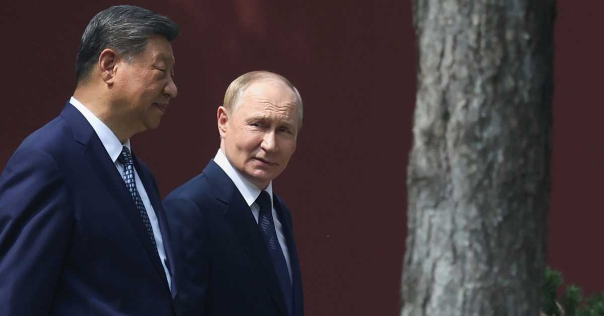 Путин у Пекингу открио праве намере Москве; Пјонгјанг шаље појачање од 6.000 војника Русији
