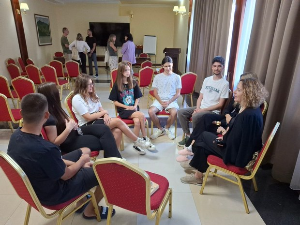 Медијска писменост и критичко мишљење у доба АI Медијска писменост и критичко мишљење у доба АI