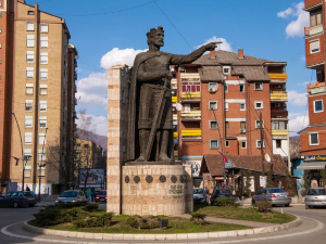 Гогић за РТС: Нужно да постоје институције, али и воља да се прекине вакуум у дијалогу Београда и Приштине