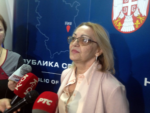 Ромкиње на скупу против насиља у породици