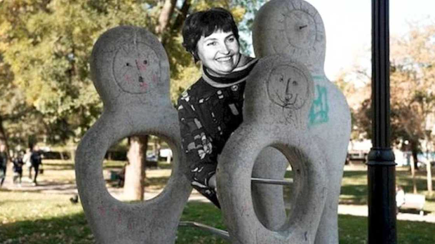 Документарне фусноте – Кад скулптуре нису биле споменици