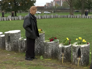 Сећање на жртве масовног стрељања пре 84 године у Краљеву                                                                           Сећање на жртве масовног стрељања пре 84 године у Краљеву