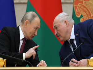 Коме је све Зеленски одузео држављанство због руског пасоша; Кремљ одговорио на Макронове претње