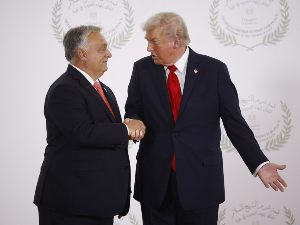 Трамп Орбану: Фантастичан си, уз тебе смо 100 одсто