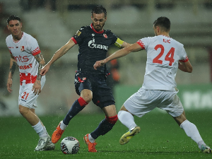Без голова у Нишу, Раднички и Звезда поделили бодове (/Starsport.rs / Pedja Milosavljevic/) Без голова у Нишу, Раднички и Звезда поделили бодове