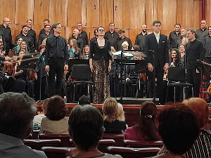 Хор и СО РТС, диригент Томислав Фачини